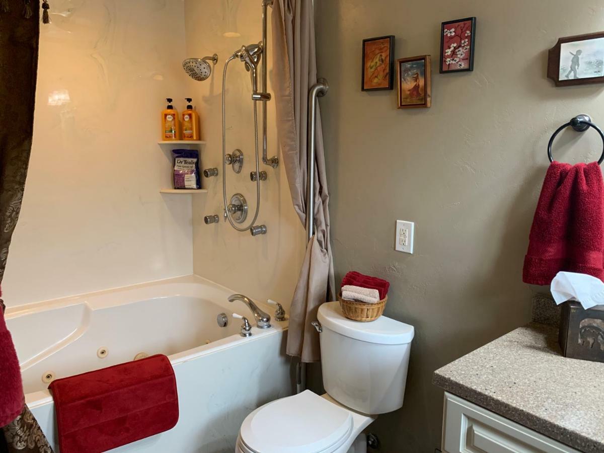 Zion'S Backyard Bed And Breakfast Colorado City 외부 사진